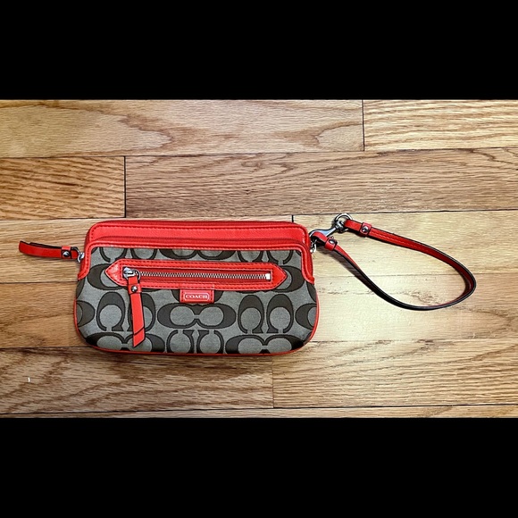 Coach Wristlet - Picture 5 of 12